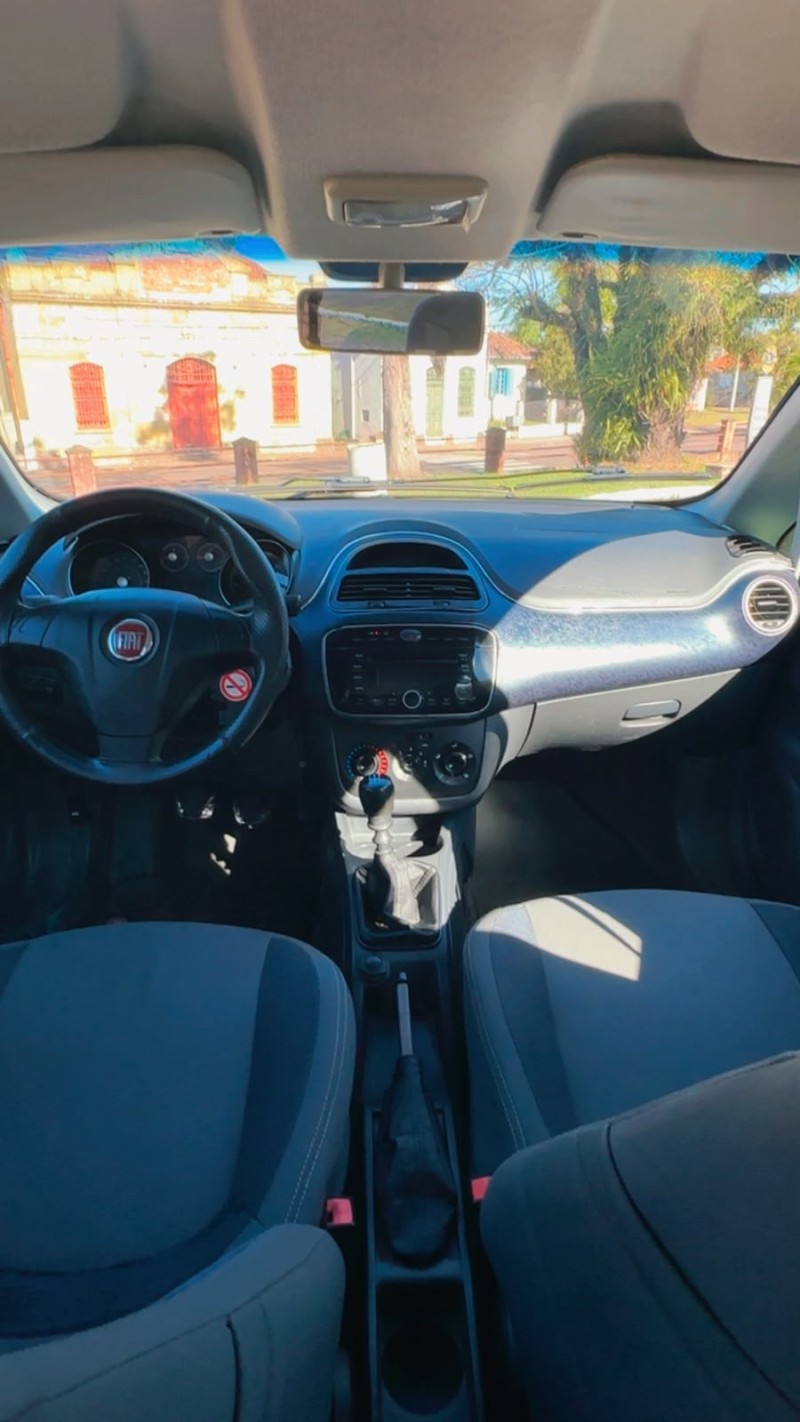 PUNTO 1.4 ATTRACTIVE ITALIA 8V FLEX 4P MANUAL - 2013 - SãO SEBASTIãO DO CAí