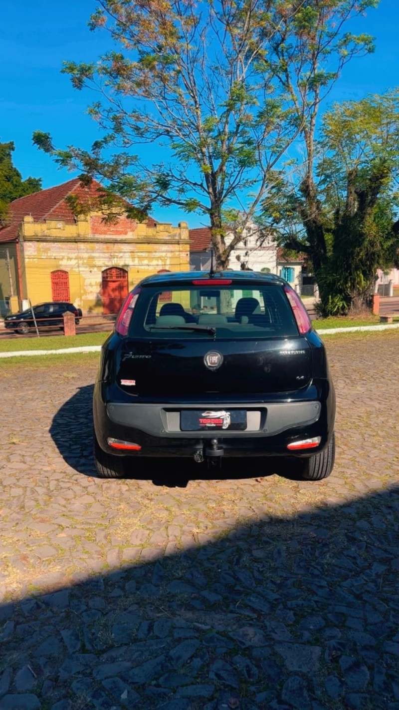 PUNTO 1.4 ATTRACTIVE ITALIA 8V FLEX 4P MANUAL - 2013 - SãO SEBASTIãO DO CAí