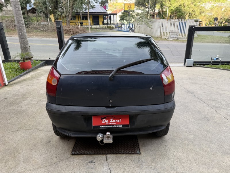 PALIO 1.0 MPI YOUNG 8V GASOLINA 4P MANUAL - 2002 - CAXIAS DO SUL