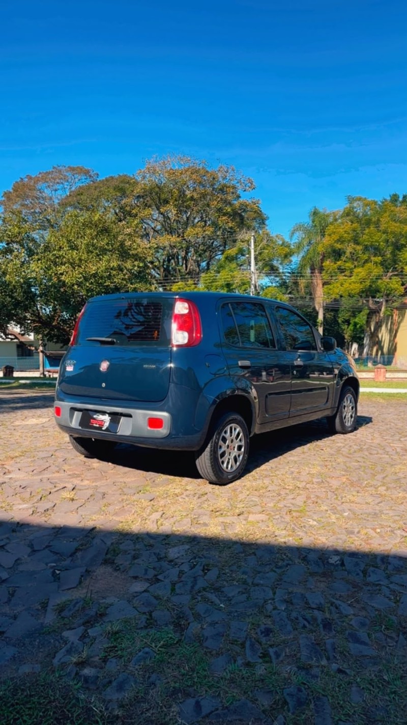 UNO 1.0 EVO VIVACE 8V FLEX 4P MANUAL - 2014 - SãO SEBASTIãO DO CAí