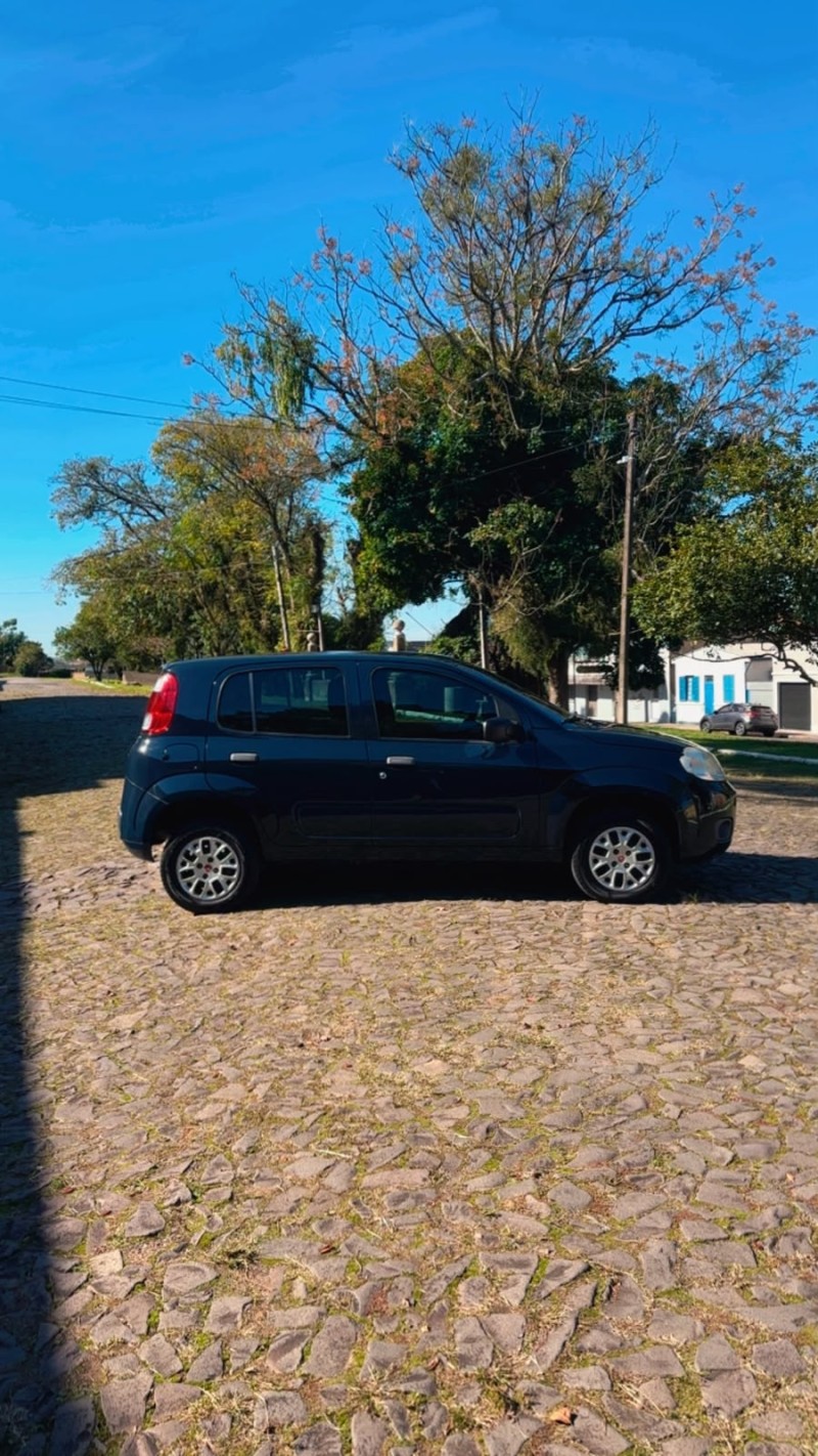 UNO 1.0 EVO VIVACE 8V FLEX 4P MANUAL - 2014 - SãO SEBASTIãO DO CAí