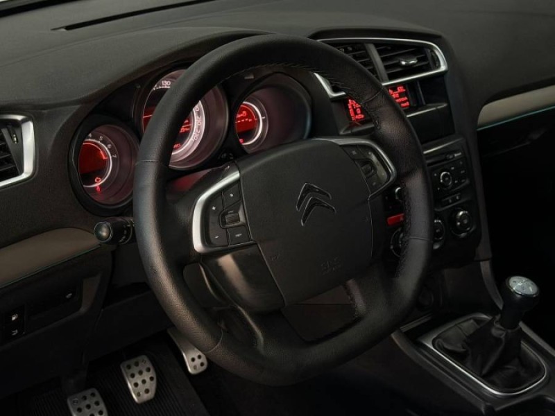 C4 LOUNGE 2.0 MPFI TENDANCE 16V FLEX 4P MANUAL - 2014 - CAXIAS DO SUL