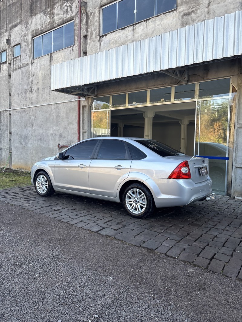 FOCUS 2.0 SE 16V FLEX 4P AUTOMÁTICO - 2013 - SãO MARCOS