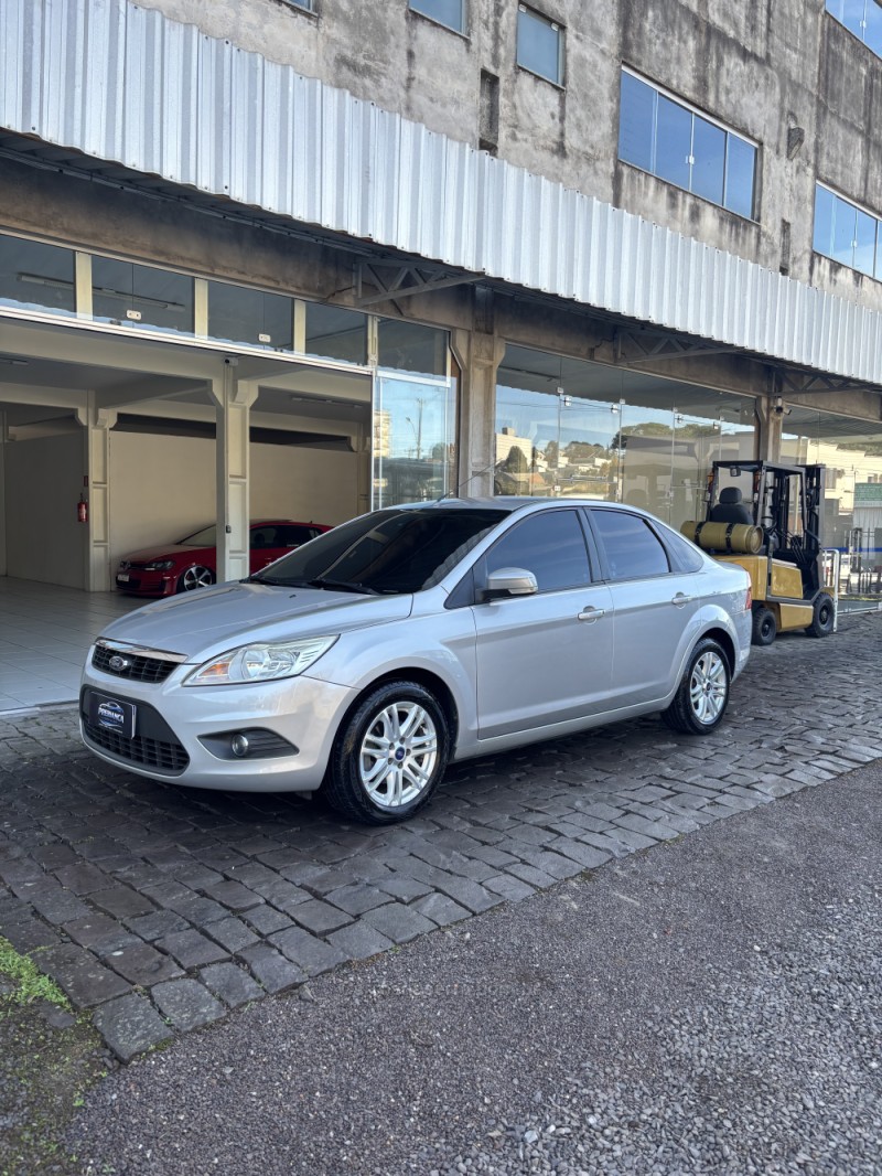 focus 2.0 se 16v flex 4p automatico 2013 sao marcos