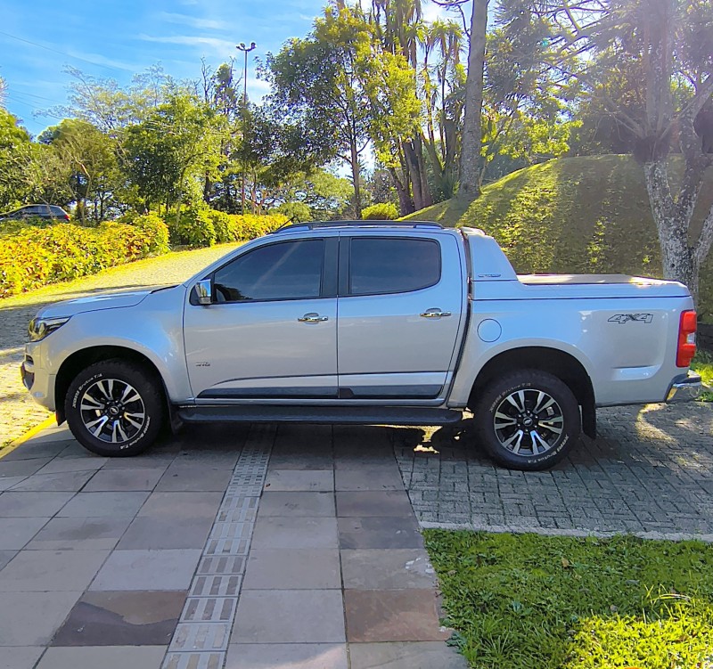 S10 2.5 LTZ 4X4 CD 16V FLEX 4P MANUAL - 2017 - FARROUPILHA