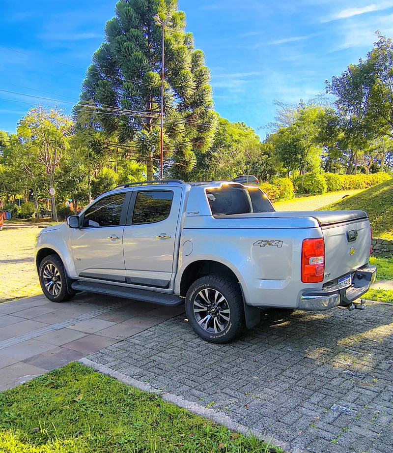 S10 2.5 LTZ 4X4 CD 16V FLEX 4P MANUAL - 2017 - FARROUPILHA