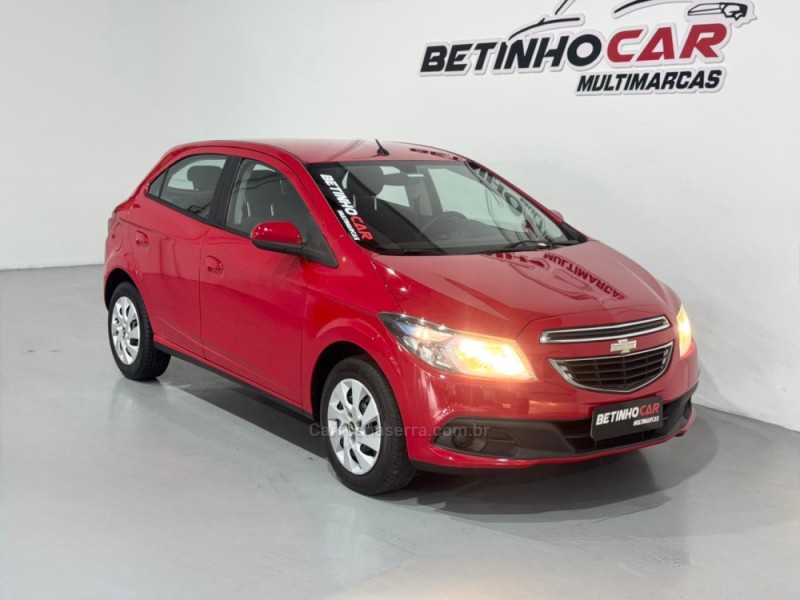 ONIX 1.4 MPFI LT 8V FLEX 4P MANUAL - 2013 - ESTâNCIA VELHA