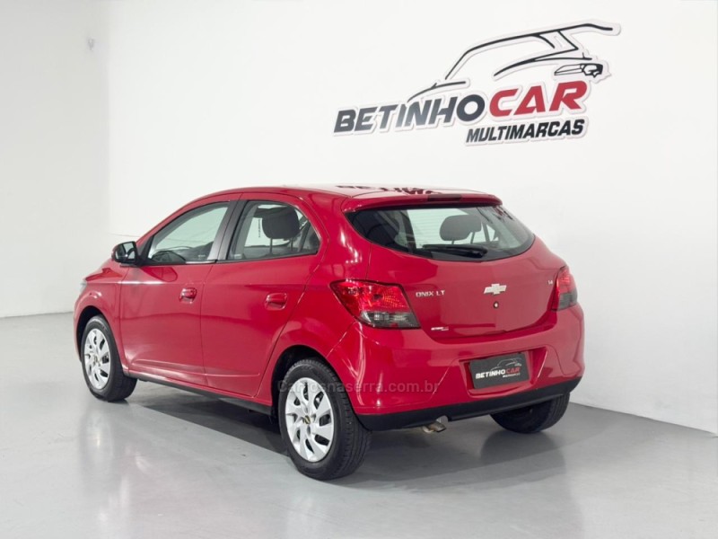 ONIX 1.4 MPFI LT 8V FLEX 4P MANUAL - 2013 - ESTâNCIA VELHA