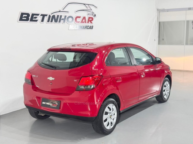 ONIX 1.4 MPFI LT 8V FLEX 4P MANUAL - 2013 - ESTâNCIA VELHA