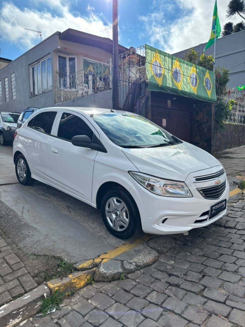 ONIX 1.0 LT 12V FLEX 4P MANUAL - 2015 - SãO FRANCISCO DE PAULA