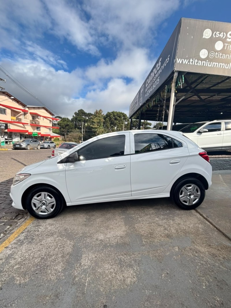 ONIX 1.0 LT 12V FLEX 4P MANUAL - 2015 - SãO FRANCISCO DE PAULA