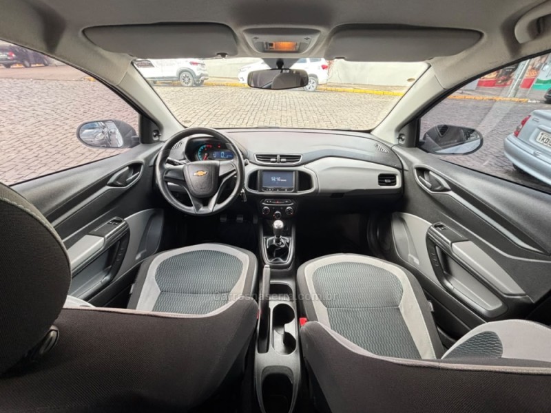 ONIX 1.0 LT 12V FLEX 4P MANUAL - 2015 - SãO FRANCISCO DE PAULA