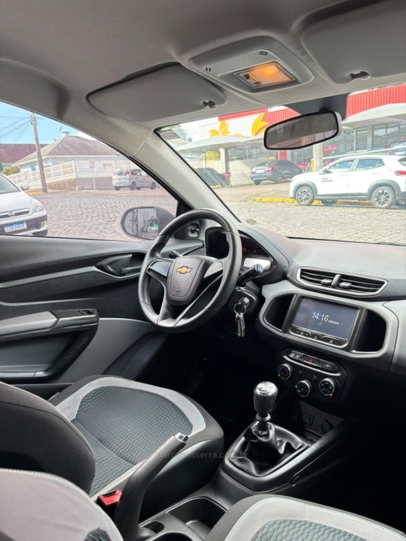 ONIX 1.0 LT 12V FLEX 4P MANUAL - 2015 - SãO FRANCISCO DE PAULA