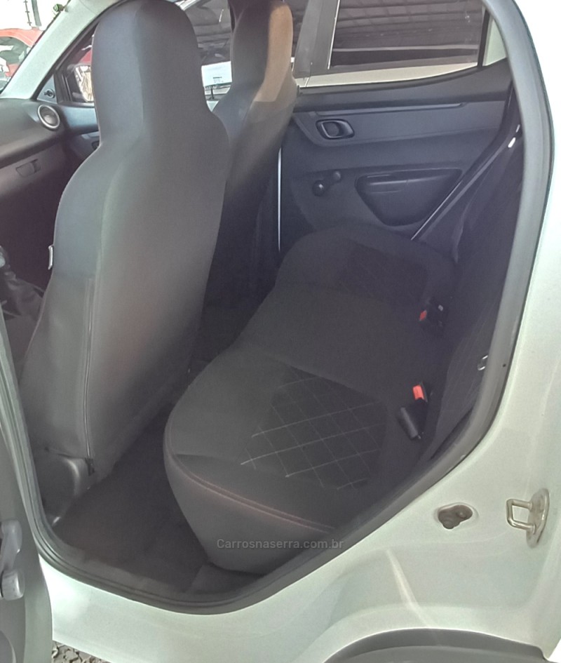KWID 1.0 12V SCE FLEX ZEN MANUAL - 2019 - FARROUPILHA