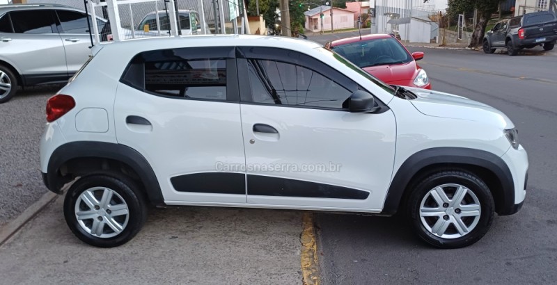 KWID 1.0 12V SCE FLEX ZEN MANUAL - 2019 - FARROUPILHA