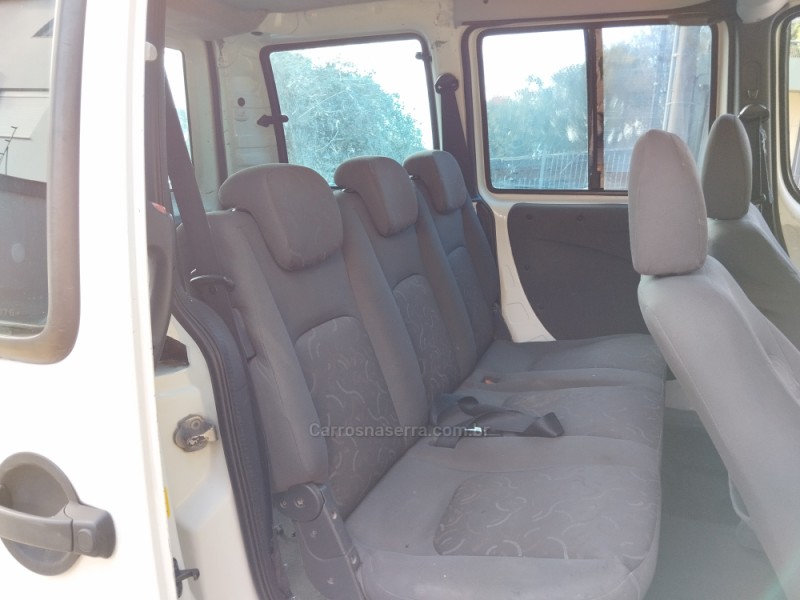 DOBLÓ 1.8 MPI ELX 8V FLEX 4P MANUAL - 2009 - FARROUPILHA