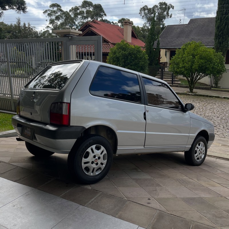 UNO 1.0 MPI MILLE FIRE ECONOMY 8V FLEX 2P MANUAL - 2012 - NOVA PETRóPOLIS