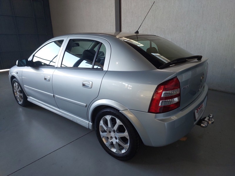 ASTRA 2.0 MPFI ADVANTAGE 8V FLEX 4P MANUAL - 2011 - SãO SEBASTIãO DO CAí