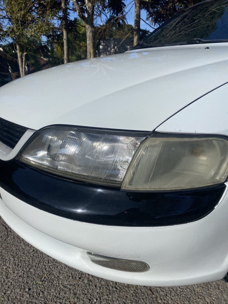 VECTRA 2.0 MPFI GLS 8V GASOLINA 4P MANUAL - 1997 - FARROUPILHA