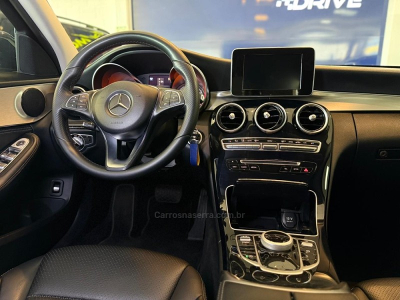 C 180 1.6 CGI AVANTGARDE 16V TURBO GASOLINA 4P AUTOMÁTICO - 2016 - SãO LEOPOLDO