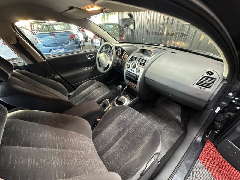 MÉGANE 1.6 DYNAMIQUE 16V FLEX 4P MANUAL - 2007 - CAXIAS DO SUL
