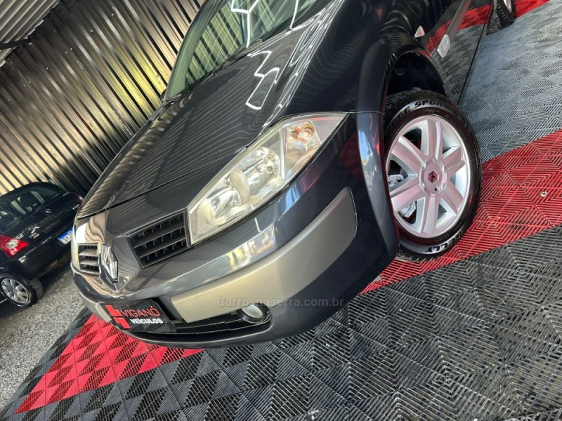 MÉGANE 1.6 DYNAMIQUE 16V FLEX 4P MANUAL - 2007 - CAXIAS DO SUL