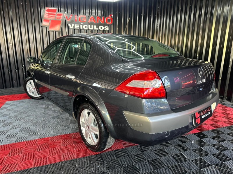 MÉGANE 1.6 DYNAMIQUE 16V FLEX 4P MANUAL - 2007 - CAXIAS DO SUL