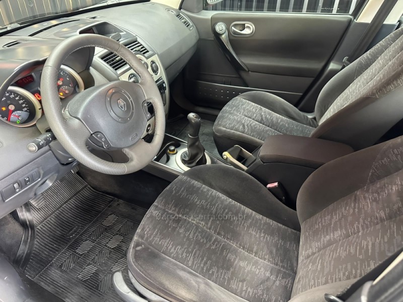 MÉGANE 1.6 DYNAMIQUE 16V FLEX 4P MANUAL - 2007 - CAXIAS DO SUL