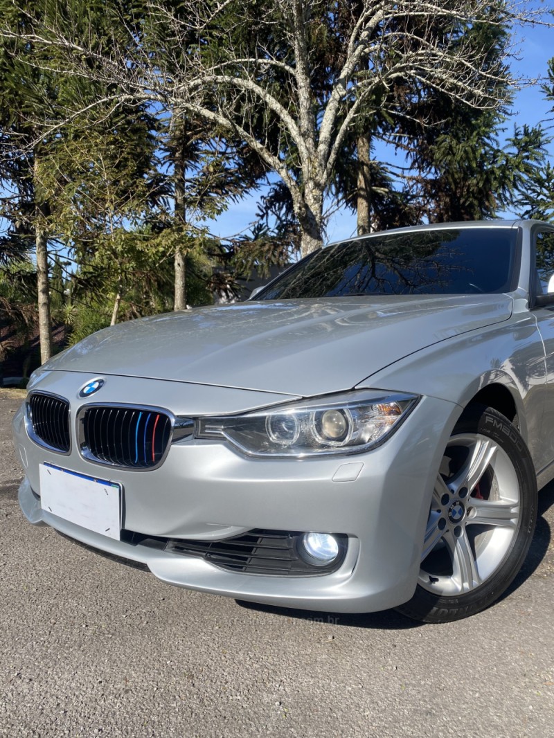 320I 2.0 16V TURBO ACTIVE FLEX 4P AUTOMÁTICO - 2015 - FARROUPILHA