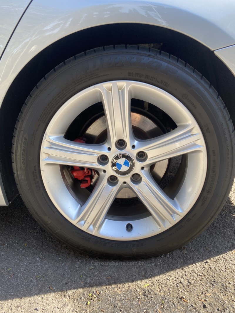 320I 2.0 16V TURBO ACTIVE FLEX 4P AUTOMÁTICO - 2015 - FARROUPILHA