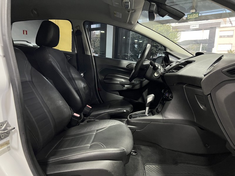 FIESTA 1.6 TITANIUM HATCH 16V FLEX 4P AUTOMÁTICO - 2015 - CAXIAS DO SUL