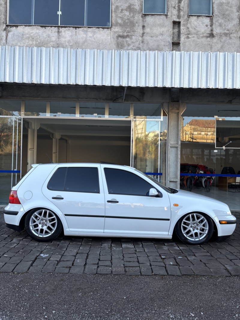 GOLF 1.6 SR GASOLINA 4P MANUAL - 2001 - SãO MARCOS