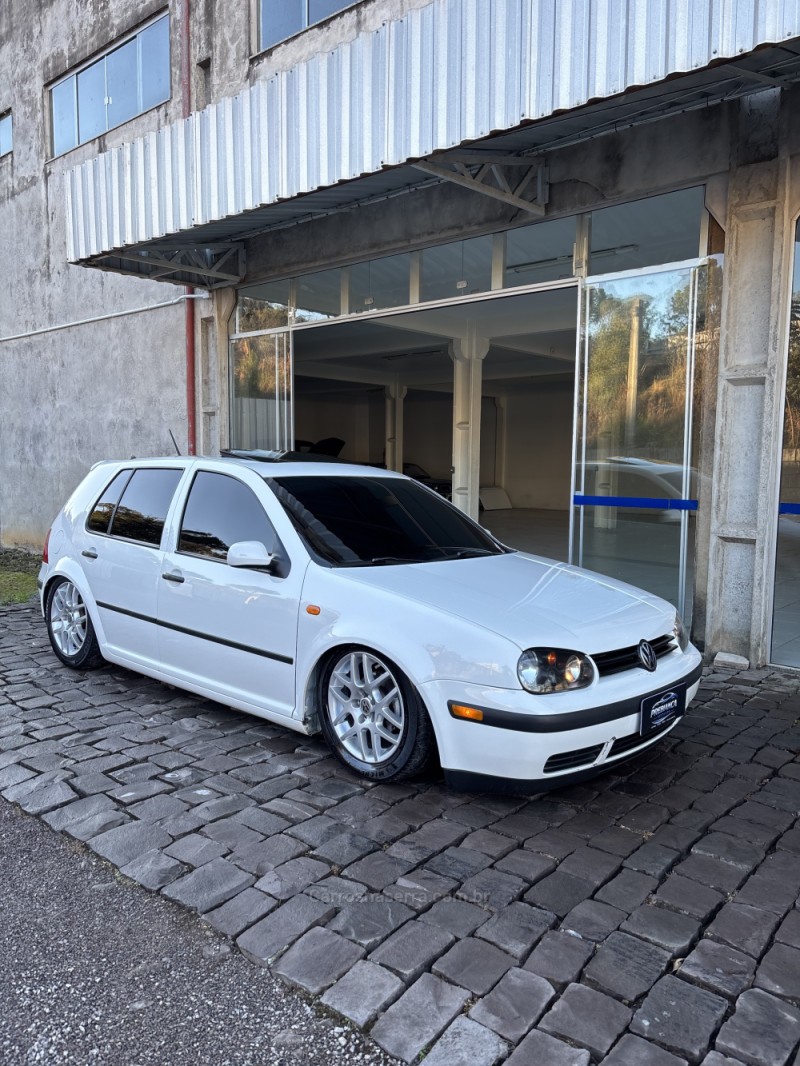 GOLF 1.6 SR GASOLINA 4P MANUAL - 2001 - SãO MARCOS