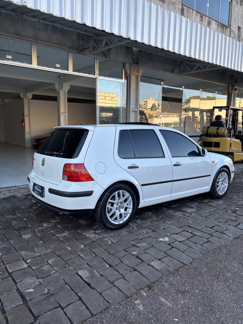 GOLF 1.6 SR GASOLINA 4P MANUAL - 2001 - SãO MARCOS