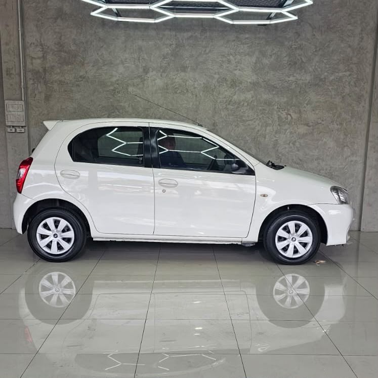 ETIOS 1.3 XS 16V FLEX 4P MANUAL - 2013 - CAXIAS DO SUL