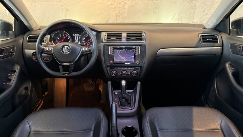 JETTA 1.4 16V TSI COMFORTLINE GASOLINA 4P TIPTRONIC - 2017 - CAXIAS DO SUL