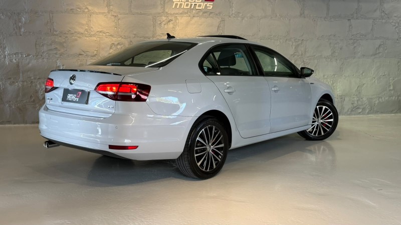 JETTA 1.4 16V TSI COMFORTLINE GASOLINA 4P TIPTRONIC - 2017 - CAXIAS DO SUL
