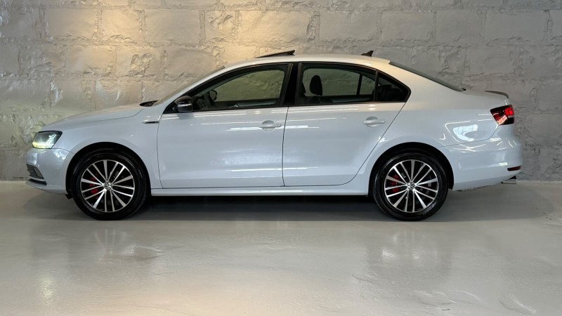 JETTA 1.4 16V TSI COMFORTLINE GASOLINA 4P TIPTRONIC - 2017 - CAXIAS DO SUL