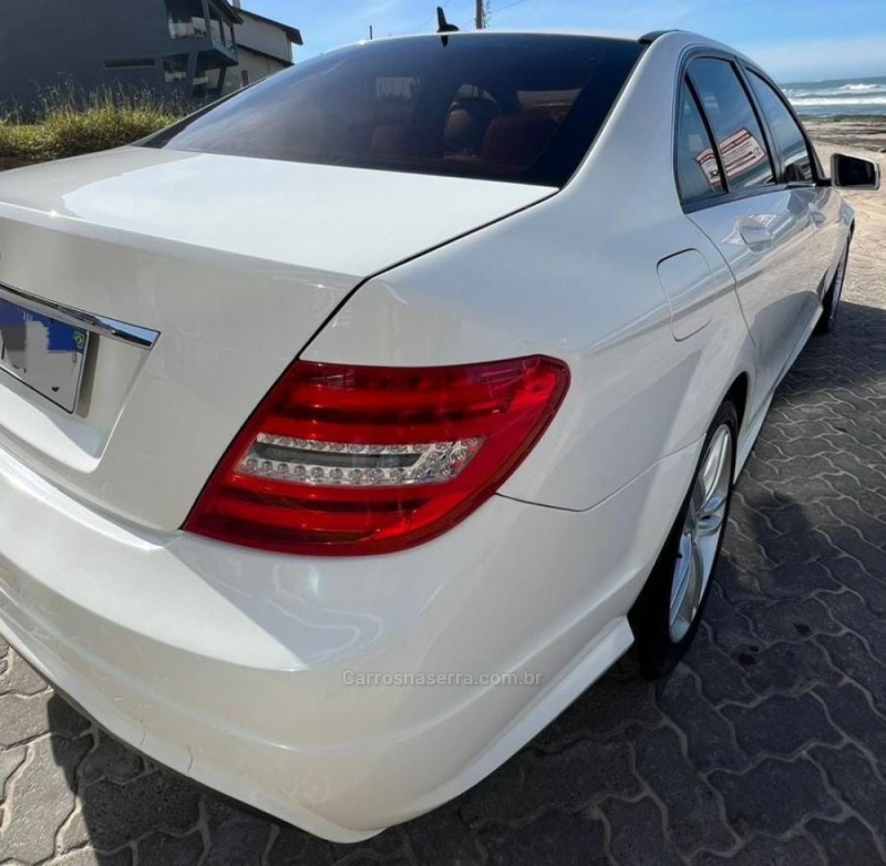 C 180 1.6 CGI 16V TURBO GASOLINA 4P AUTOMÁTICO - 2013 - GRAMADO