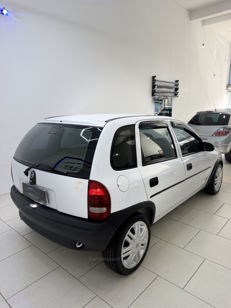 CORSA 1.0 EFI WIND 8V GASOLINA 4P MANUAL - 1999 - CAXIAS DO SUL