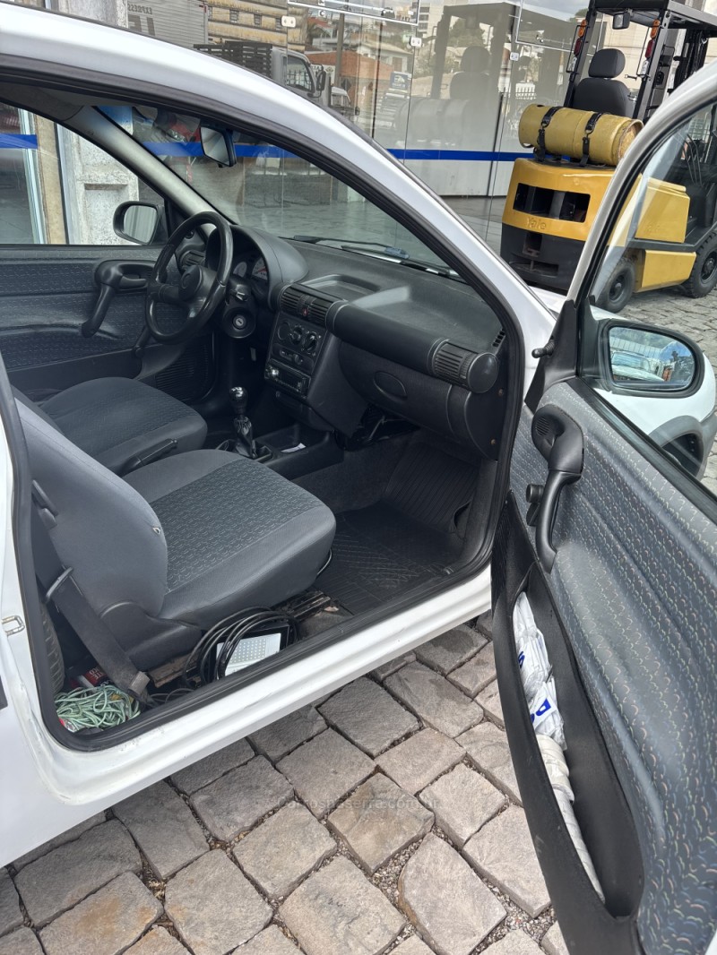 CORSA 1.6 MPFI STD CS PICK-UP 8V GASOLINA 2P MANUAL - 2001 - SãO MARCOS