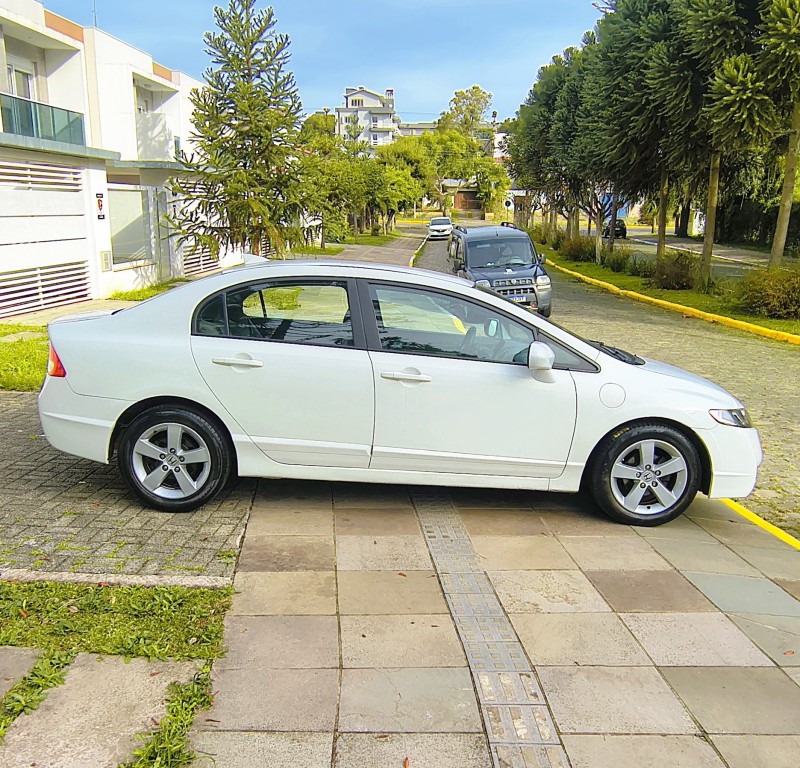 CIVIC 1.8 EXS 16V GASOLINA 4P AUTOMÁTICO - 2009 - FARROUPILHA