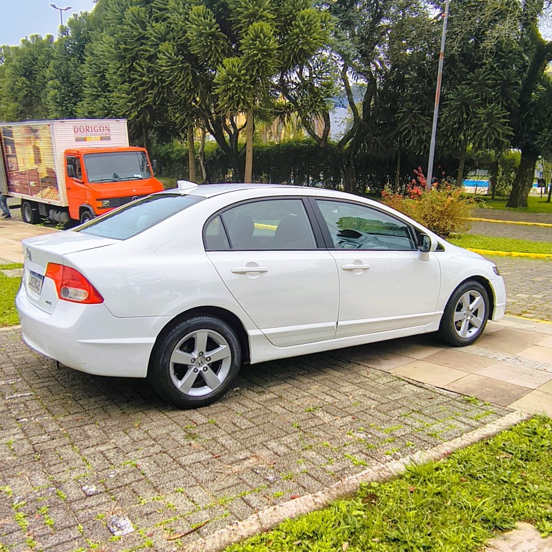 CIVIC 1.8 LXS 16V FLEX 4P AUTOMÁTICO - 2009 - FARROUPILHA