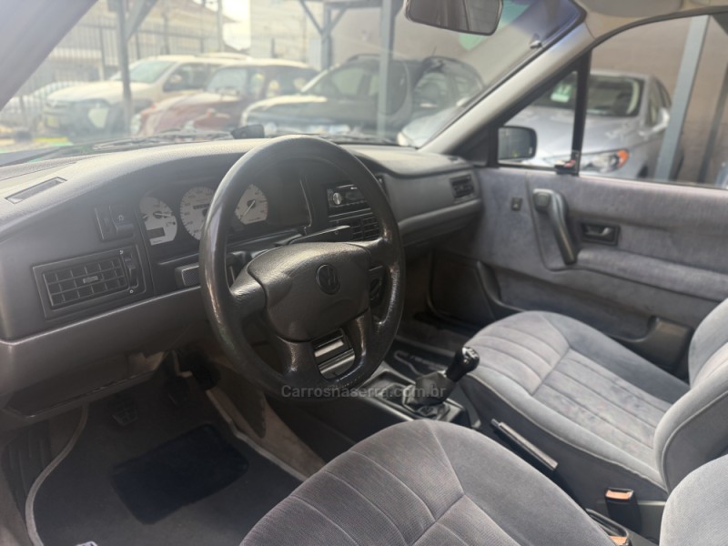 SANTANA 2.0 GLSI 8V GASOLINA 4P MANUAL - 1995 - CAXIAS DO SUL