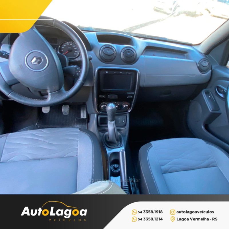 DUSTER 1.6 DYNAMIQUE 4X2 16V FLEX 4P MANUAL - 2014 - LAGOA VERMELHA