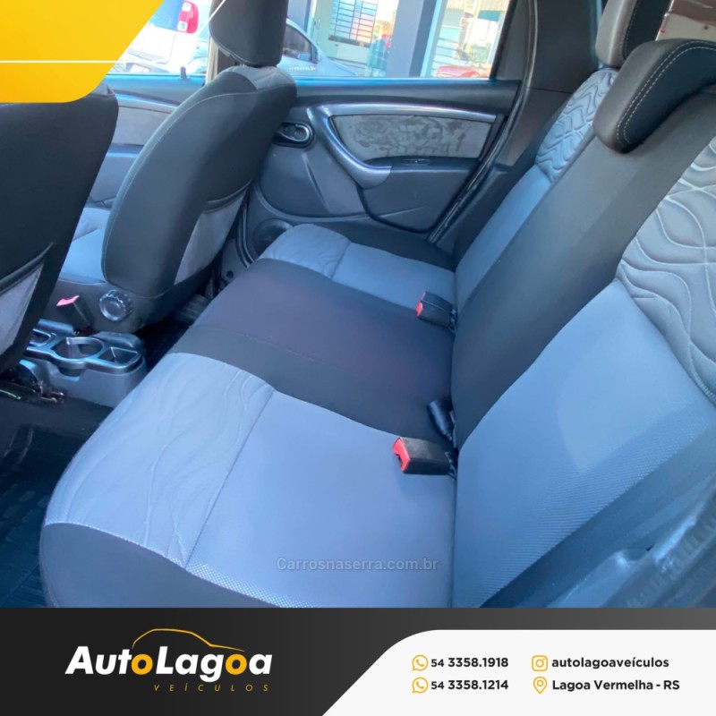 DUSTER 1.6 DYNAMIQUE 4X2 16V FLEX 4P MANUAL - 2014 - LAGOA VERMELHA