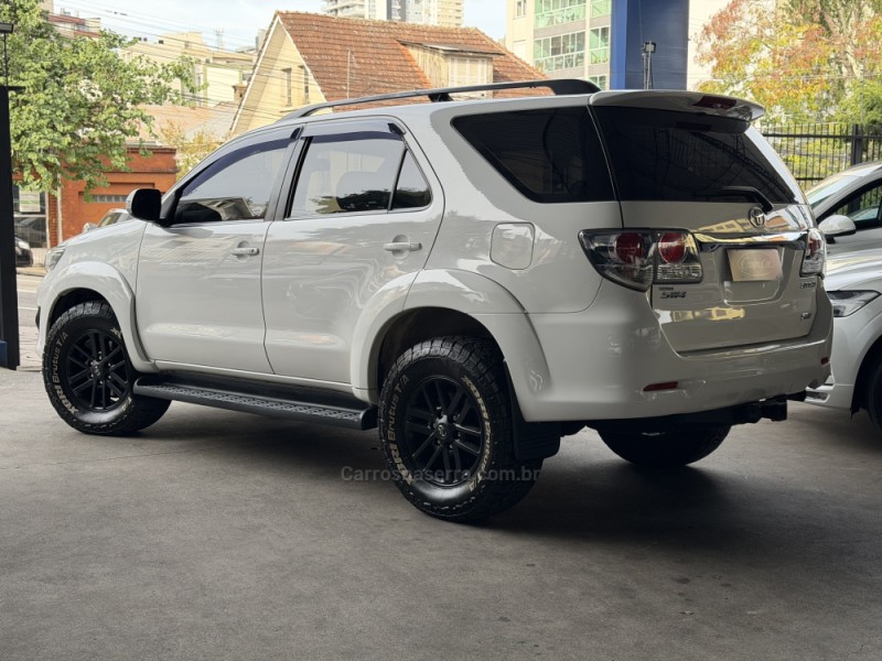 HILUX SW4 3.0 SRV 4X4 16V TURBO INTERCOOLER DIESEL 4P AUTOMÁTICO - 2013 - CAXIAS DO SUL