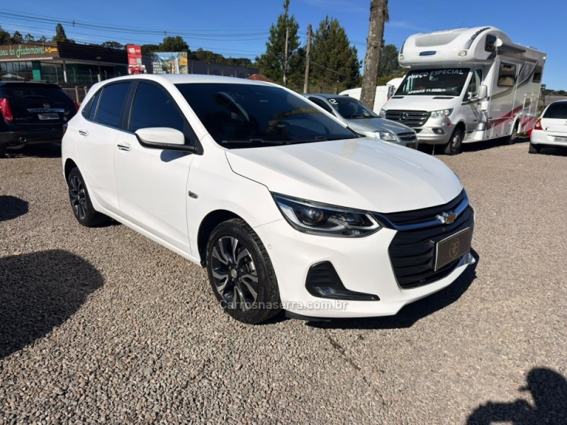 ONIX 1.0 PREMIER II 12V TURBO FLEX 4P AUTOMÁTICO - 2024 - CANELA