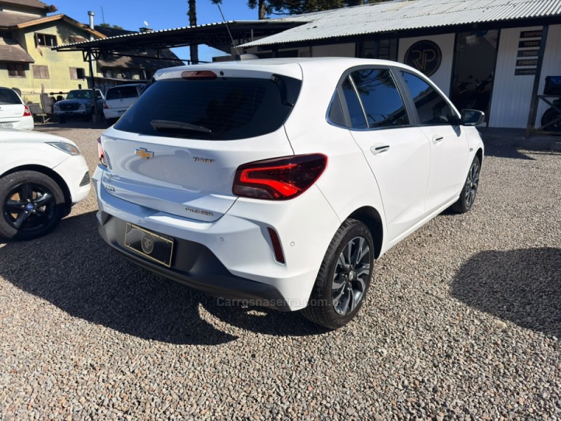 ONIX 1.0 PREMIER II 12V TURBO FLEX 4P AUTOMÁTICO - 2024 - CANELA