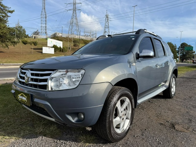 DUSTER 1.6 DYNAMIQUE 4X2 16V FLEX 4P MANUAL - 2015 - FARROUPILHA